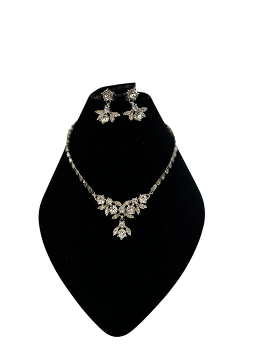 Vintage BOGOFF necklace earrings set