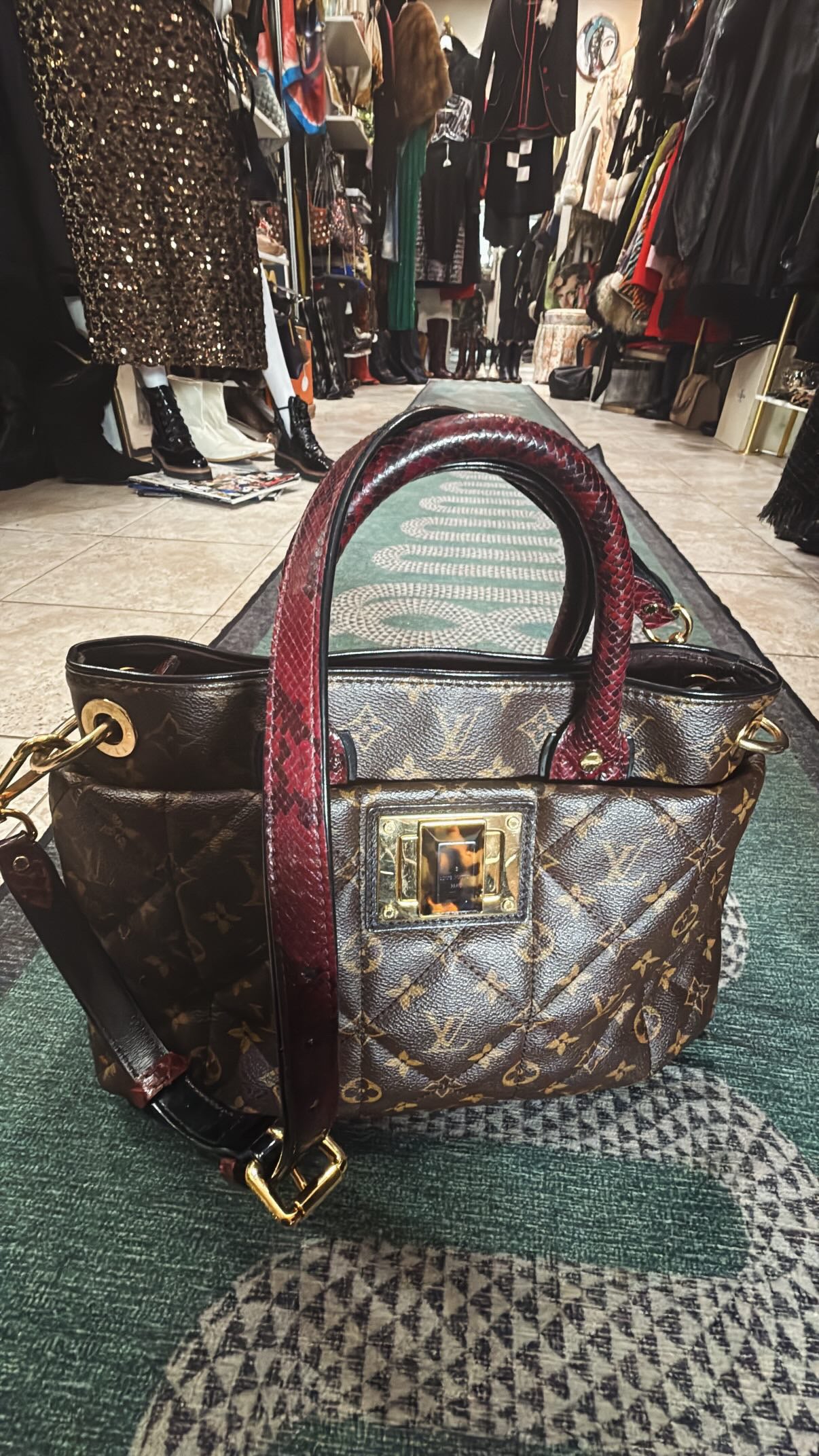 LOUIS VUITTON LV monogram Etoile Exotique GM